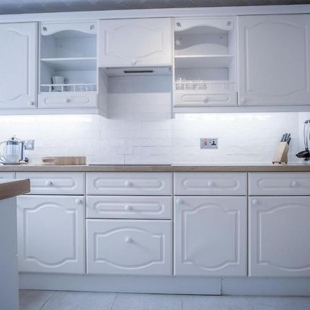 Captains Walk - 4 Bedroom Apartment - Saundersfoot Extérieur photo