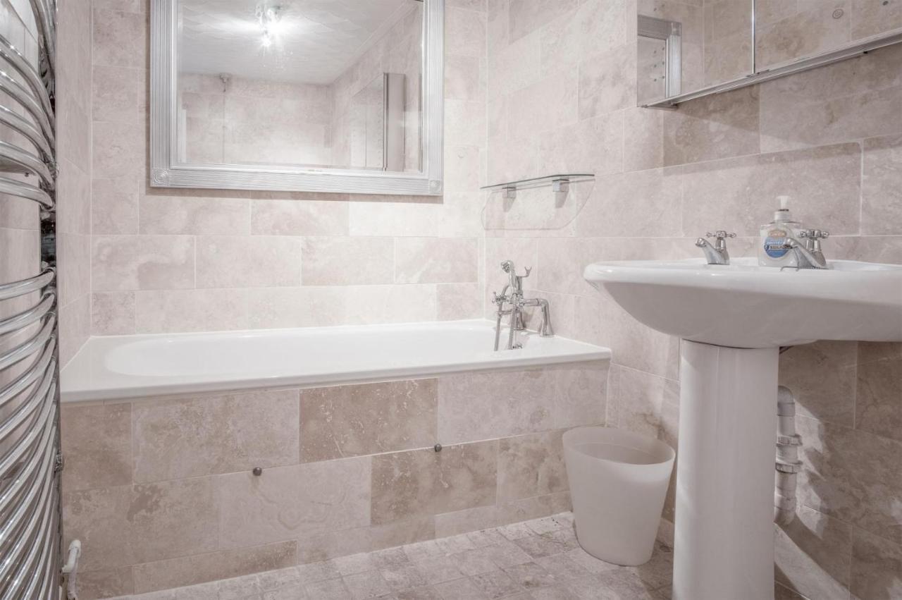 Captains Walk - 4 Bedroom Apartment - Saundersfoot Extérieur photo