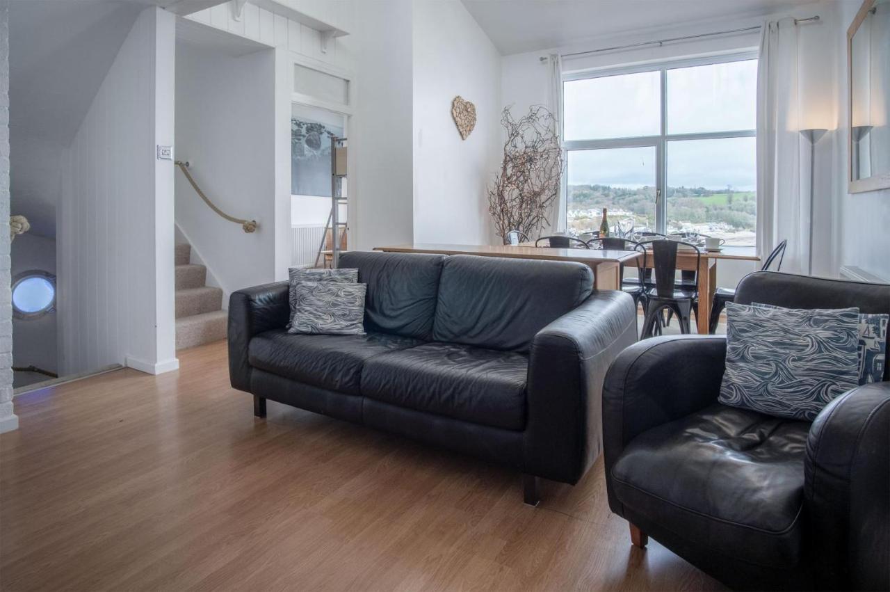 Captains Walk - 4 Bedroom Apartment - Saundersfoot Extérieur photo